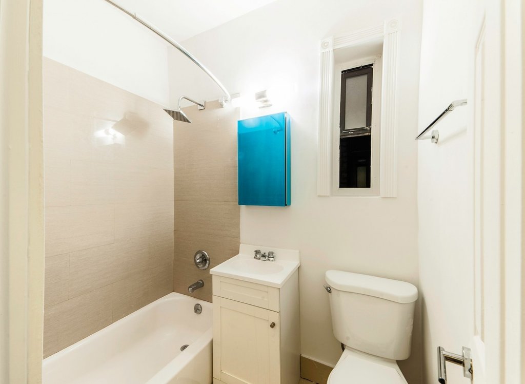Main picture of Condominium for rent in New York, NY